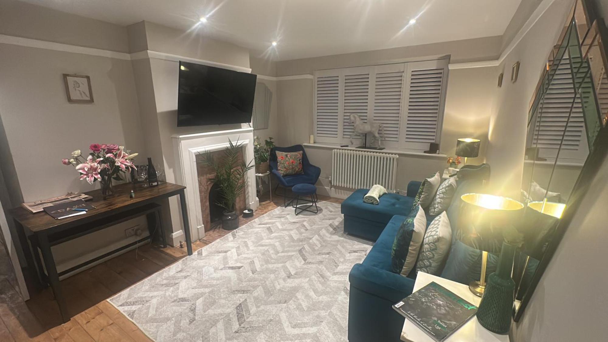 Victoria & Bridge 20 Mins 5 Star 3bed Luxury Aircon Secure Parking * Londres